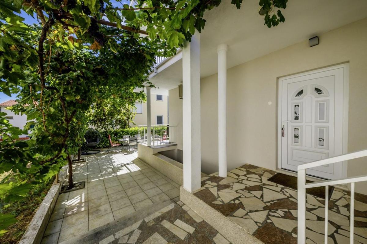 Hotel Ani in Trogir * Mittel-Dalmatien Donji Seget Esterno foto
