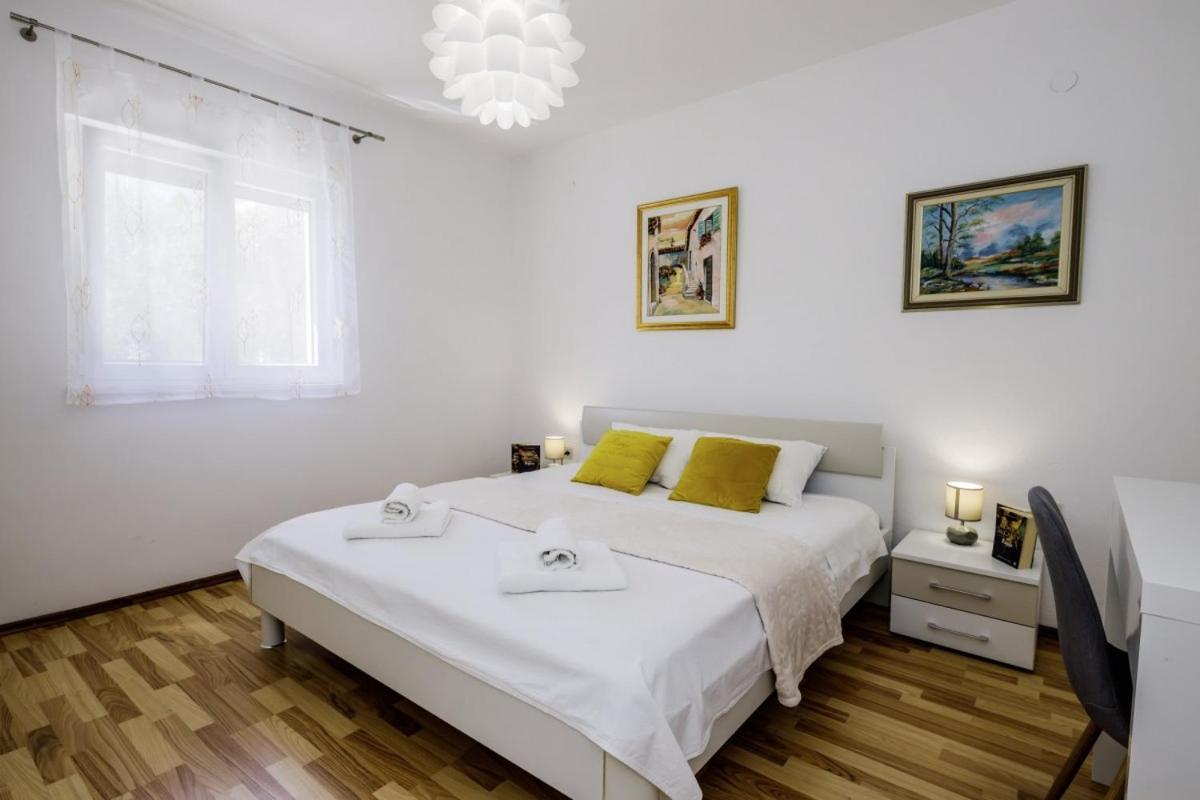Hotel Ani in Trogir * Mittel-Dalmatien Donji Seget Esterno foto