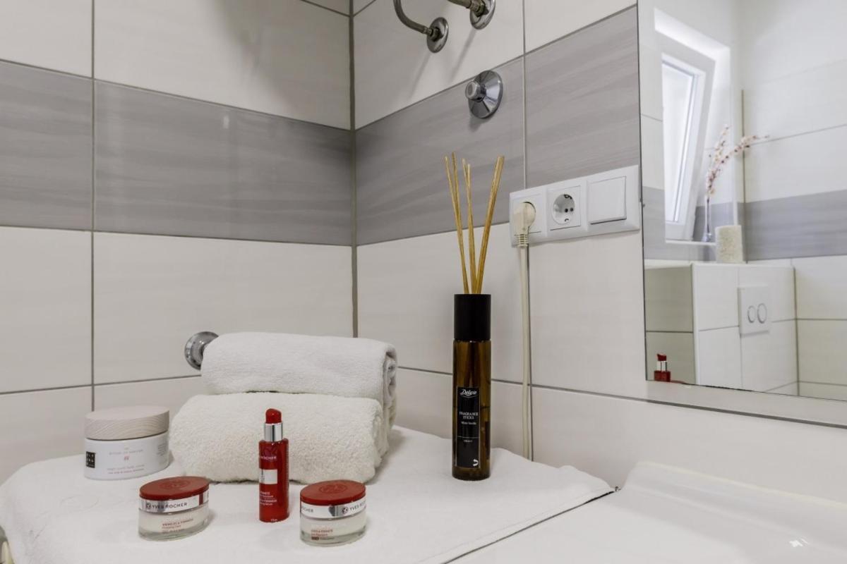 Hotel Ani in Trogir * Mittel-Dalmatien Donji Seget Esterno foto
